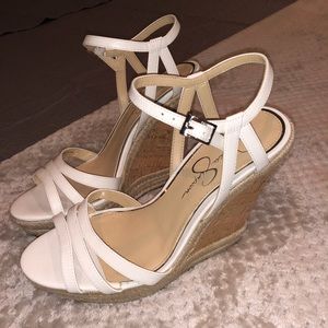 Brand new Jessica Simpson white wedges